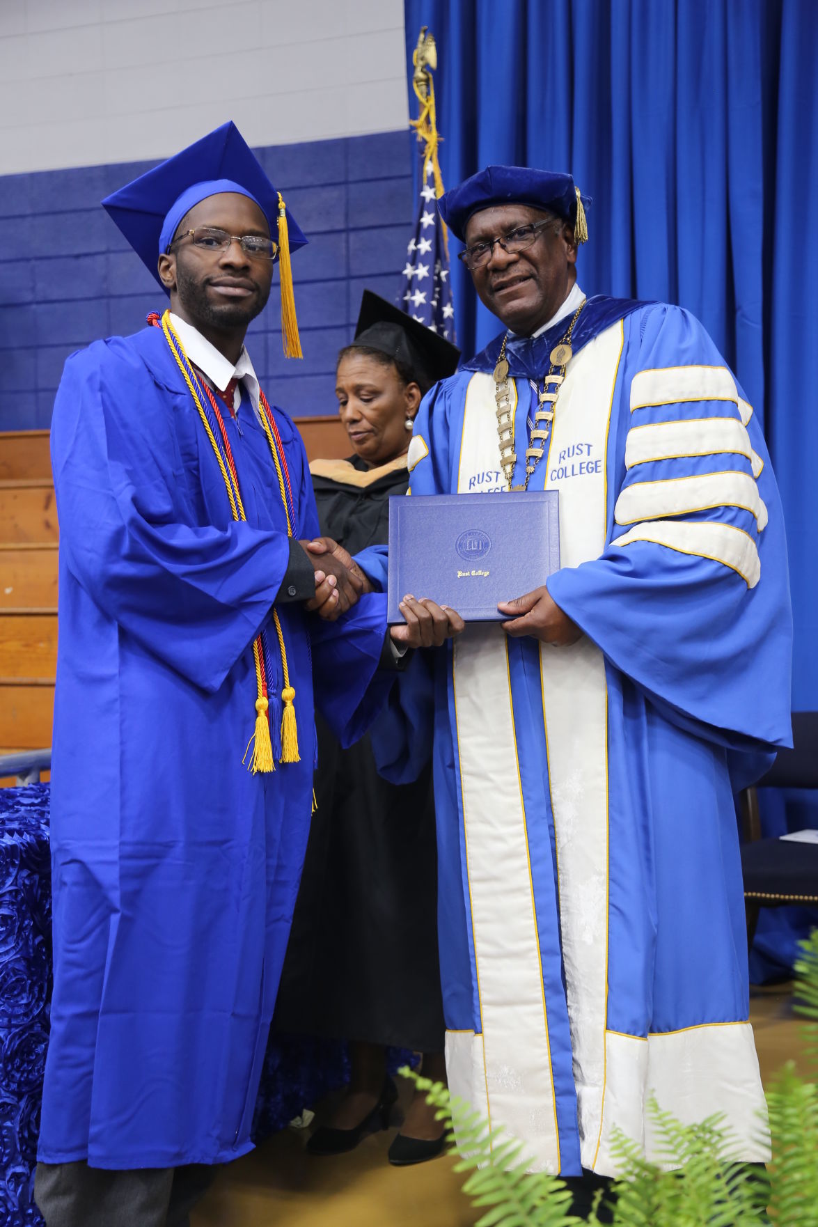 Calumet City native graduates from Rust College